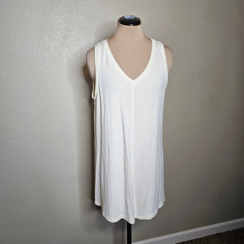 Flax‎ Medium Rayon Spandex Cream V-Neck Sleeveless Tunic Tank Top